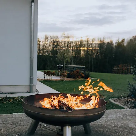 Deluxe-naturhaus Zum Entspannen In Zentraler Lage 빌라